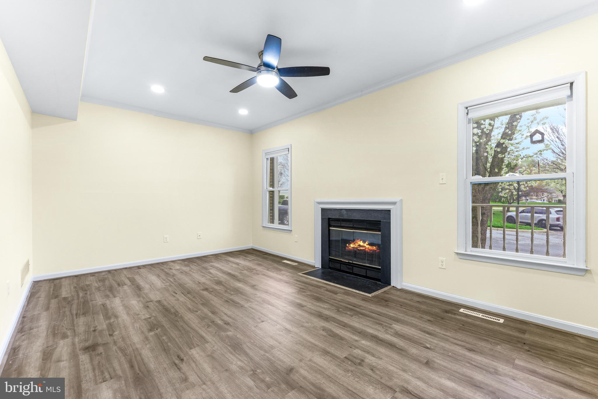 TOLL HOUSE - Residential Lease