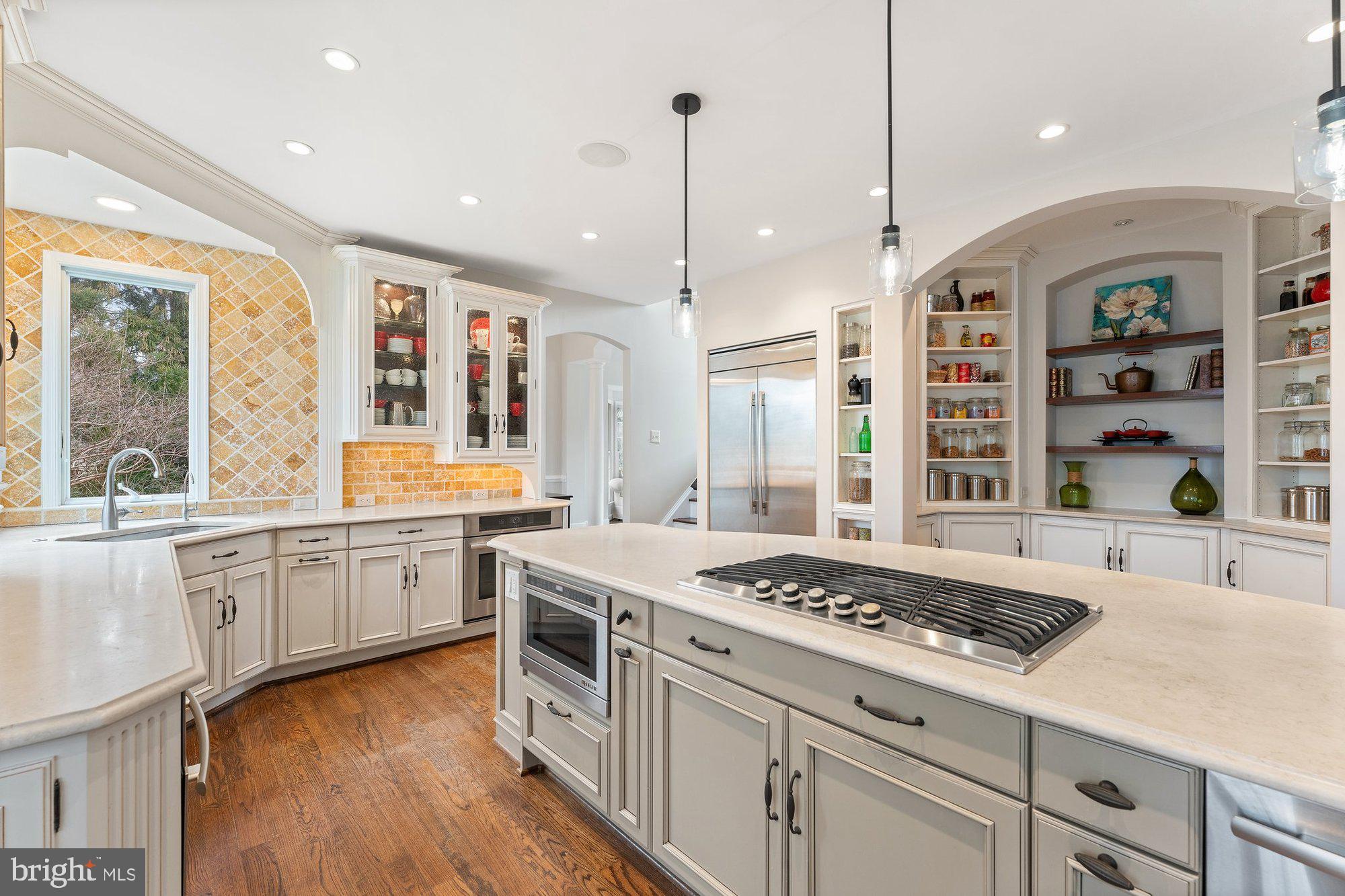 MARSHALL ESTATES - Residential
