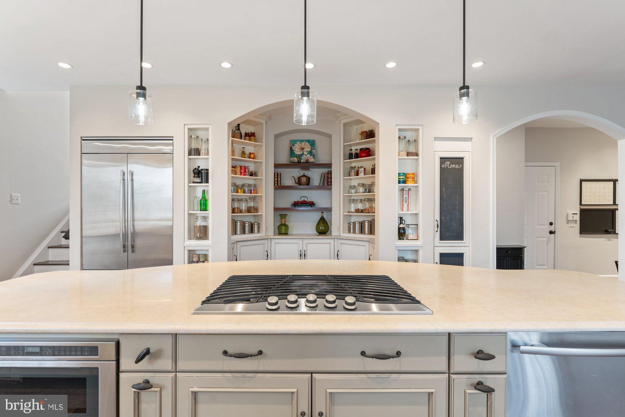 MARSHALL ESTATES - Residential