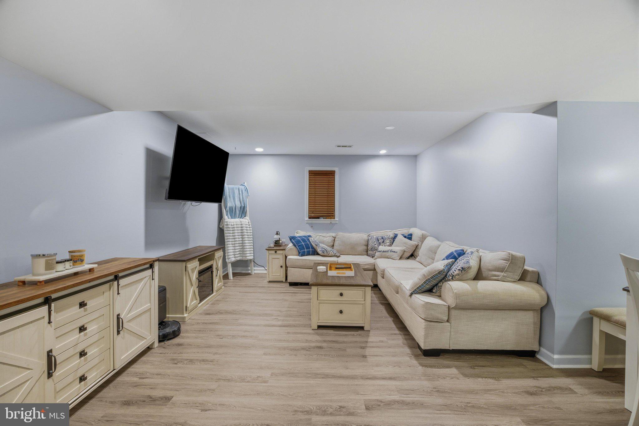 GRANDE VIEW PARK - Residential