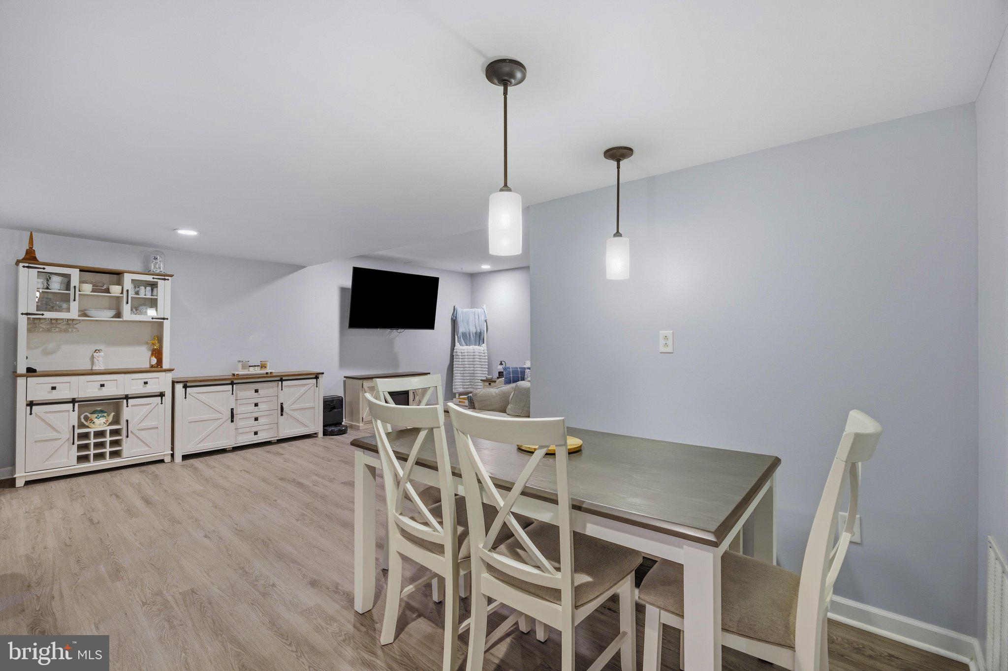 GRANDE VIEW PARK - Residential