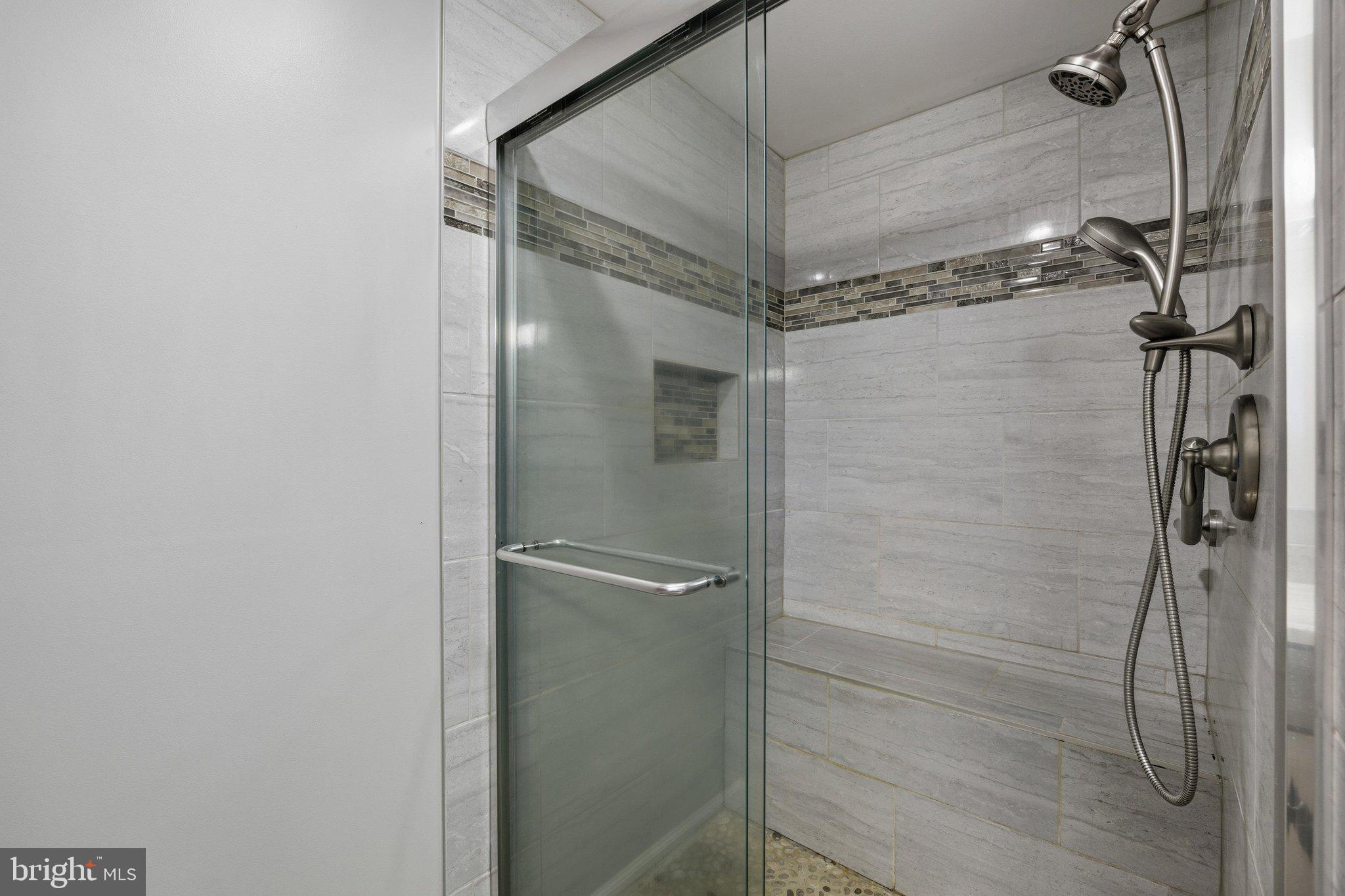 GRANDE VIEW PARK - Residential