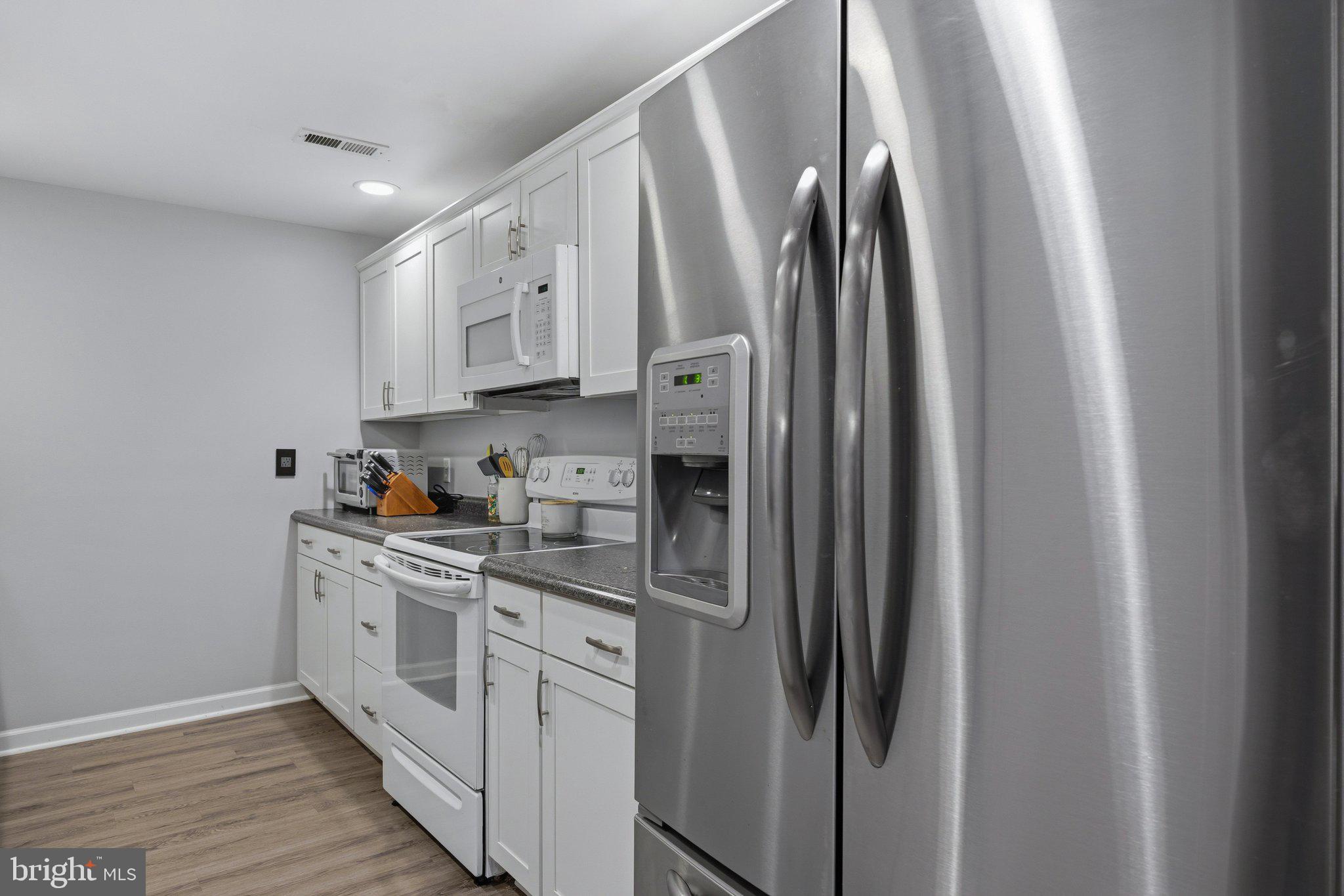 GRANDE VIEW PARK - Residential