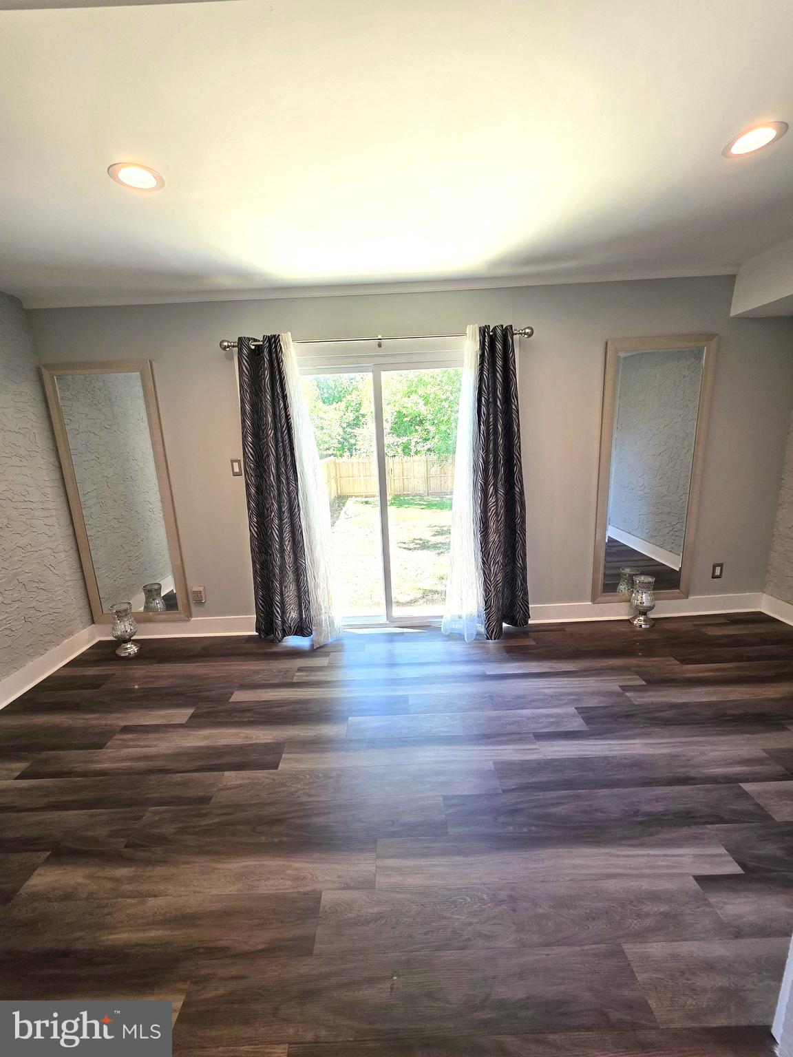 GLASGOW PINES - Residential