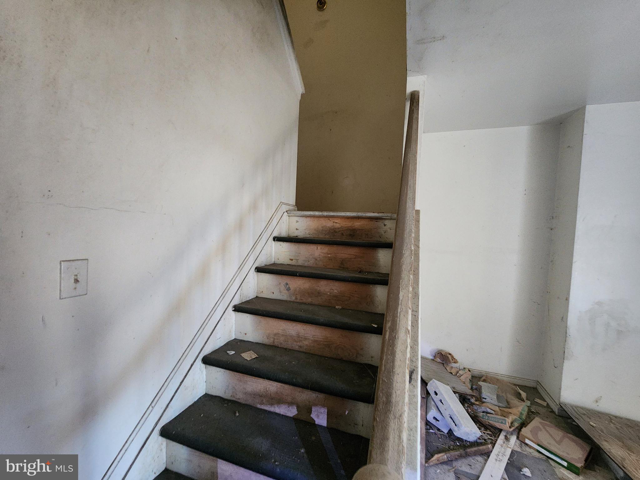 SANDTOWN-WINCHESTER - Residential