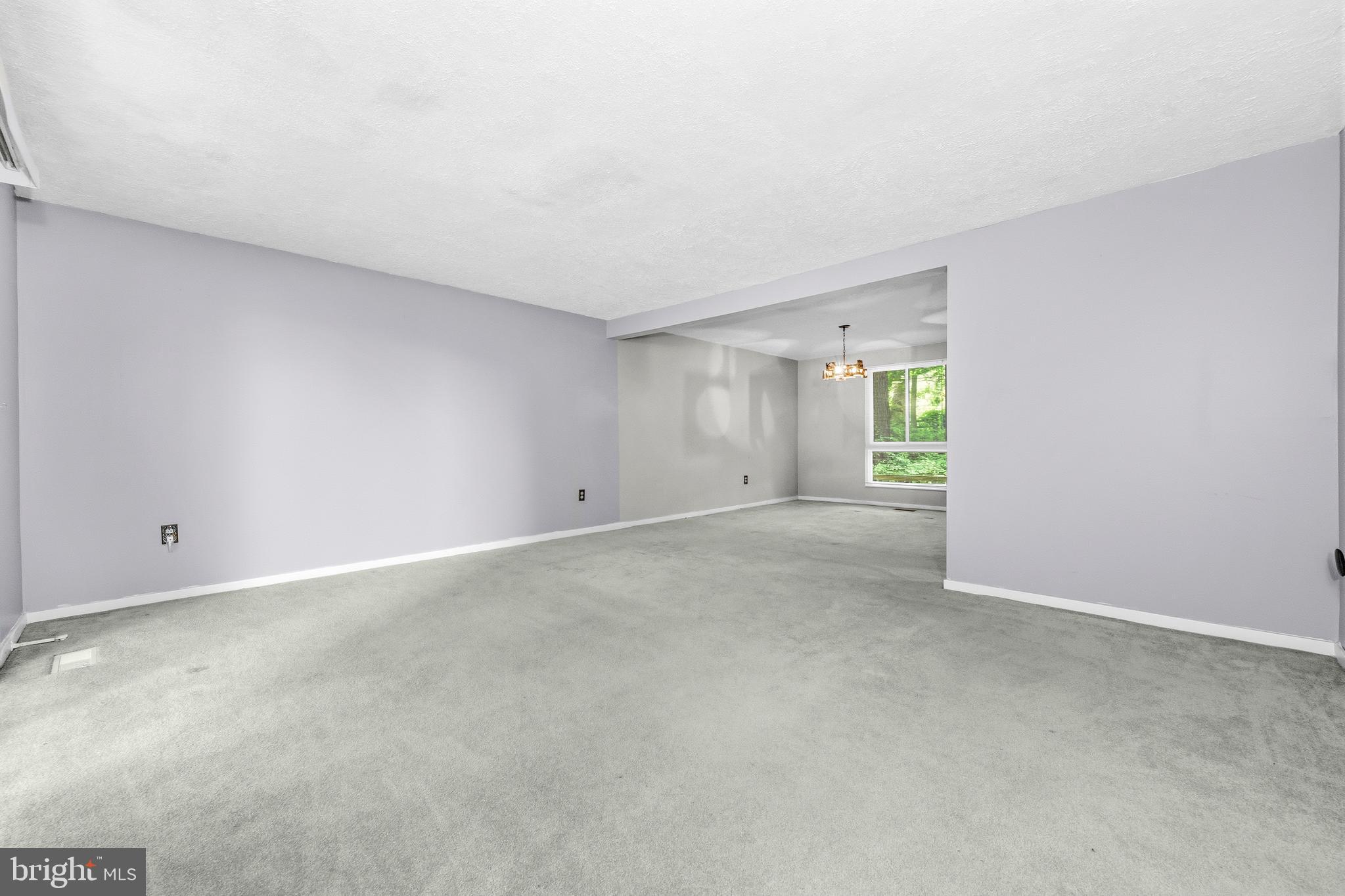 LONG REACH - Residential