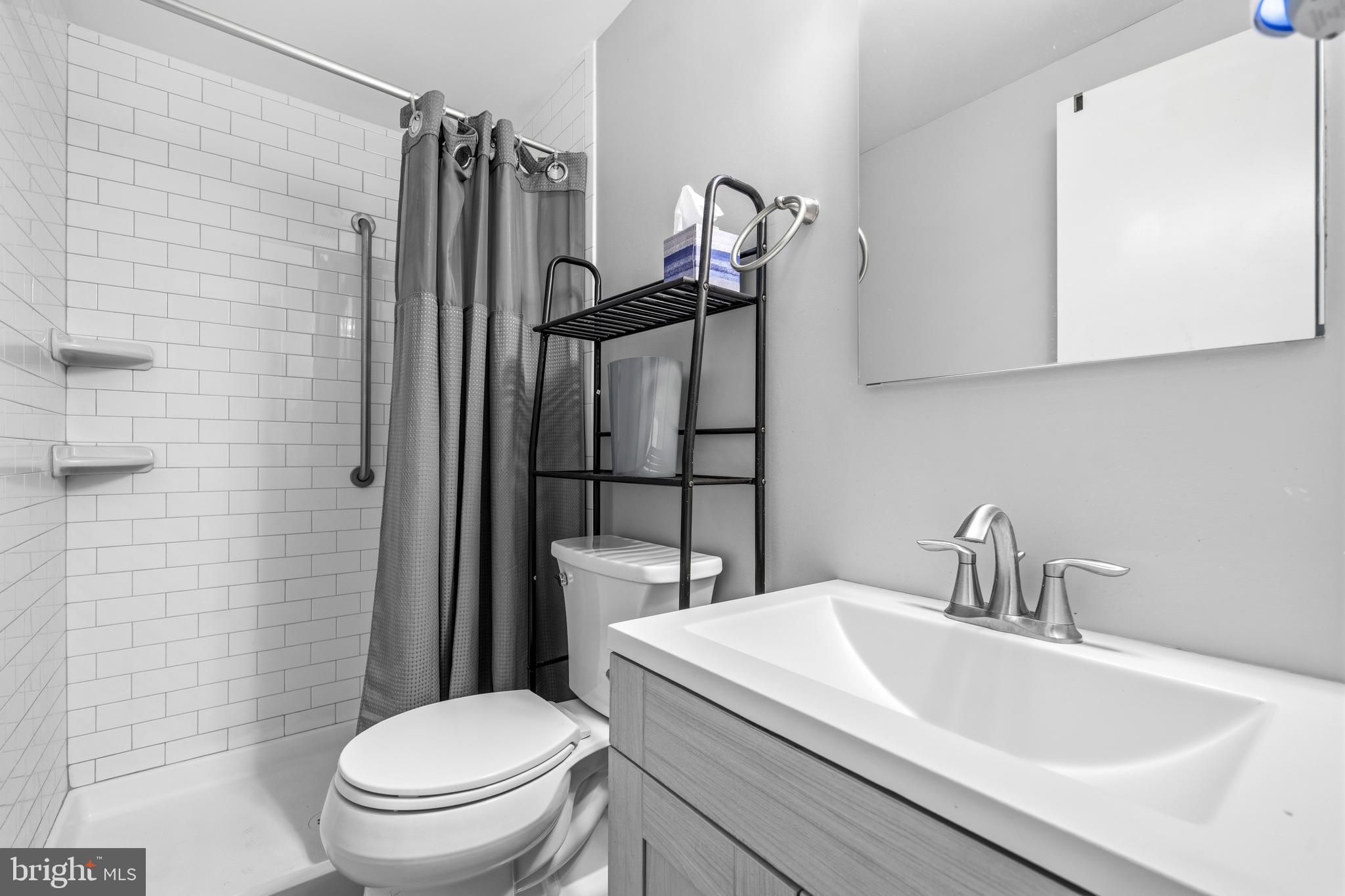 LONG REACH - Residential