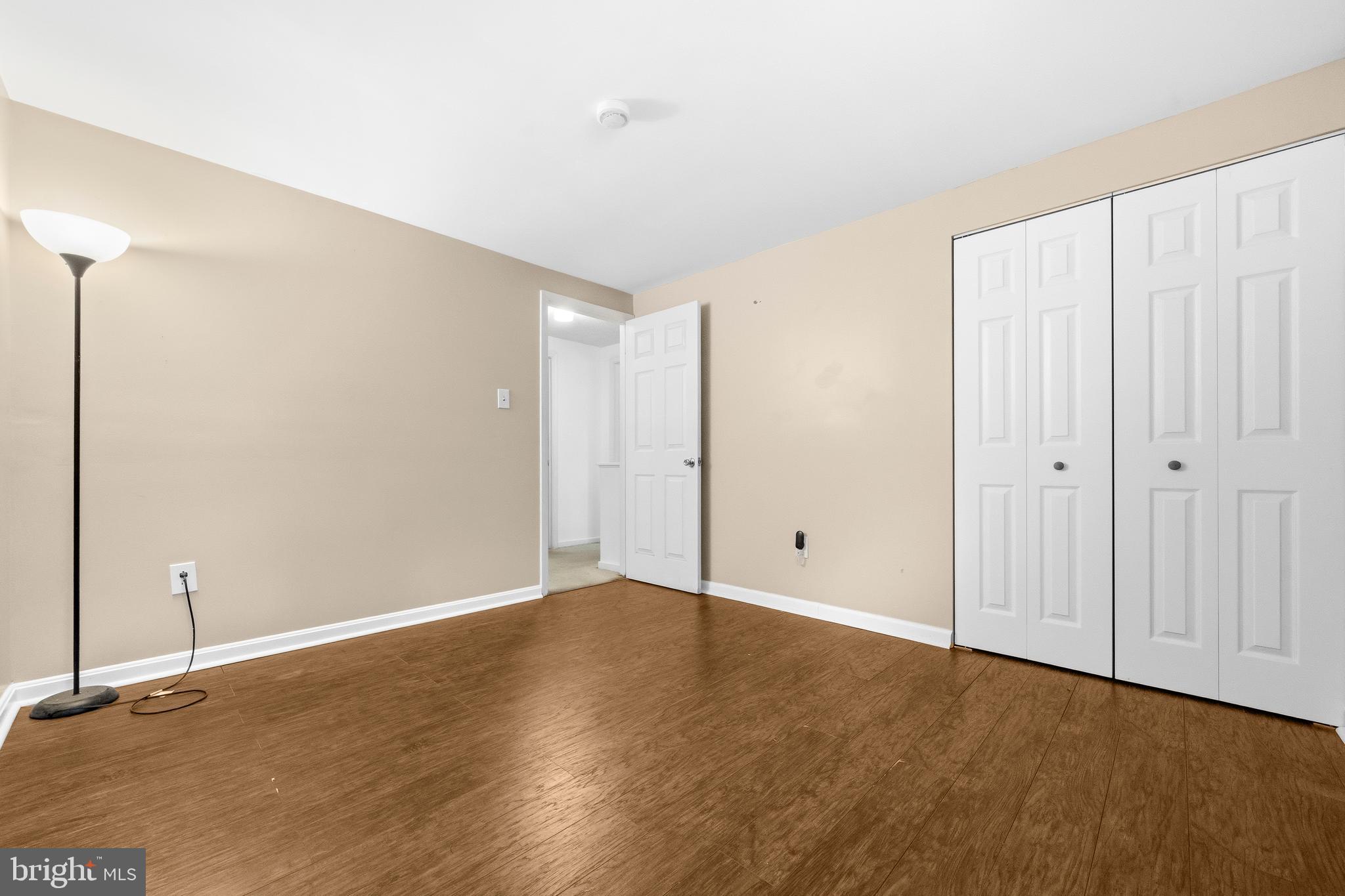 LONG REACH - Residential