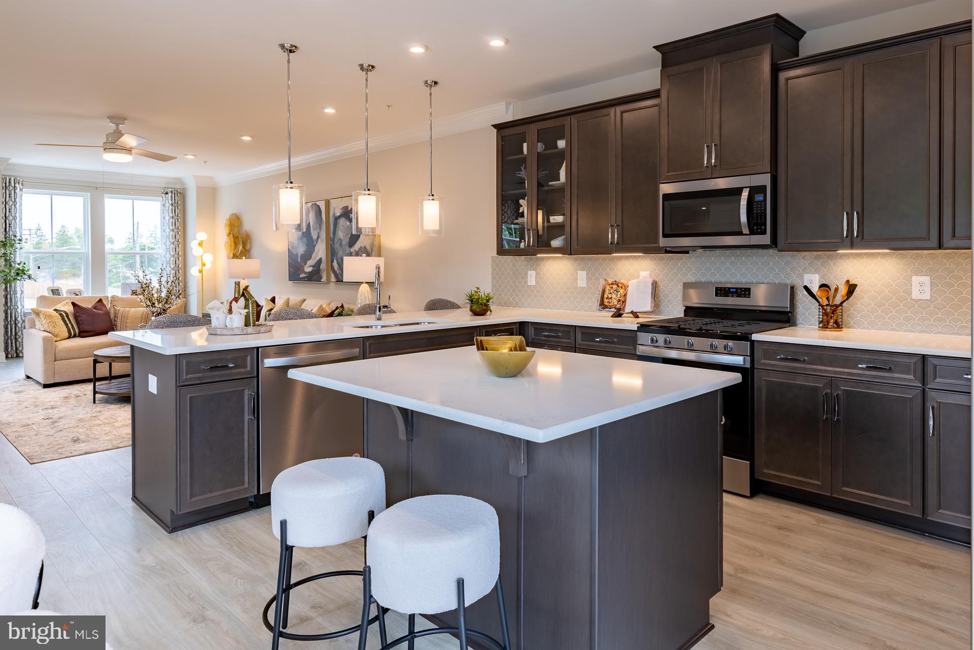 TAYLOR VILLAGE - Residential