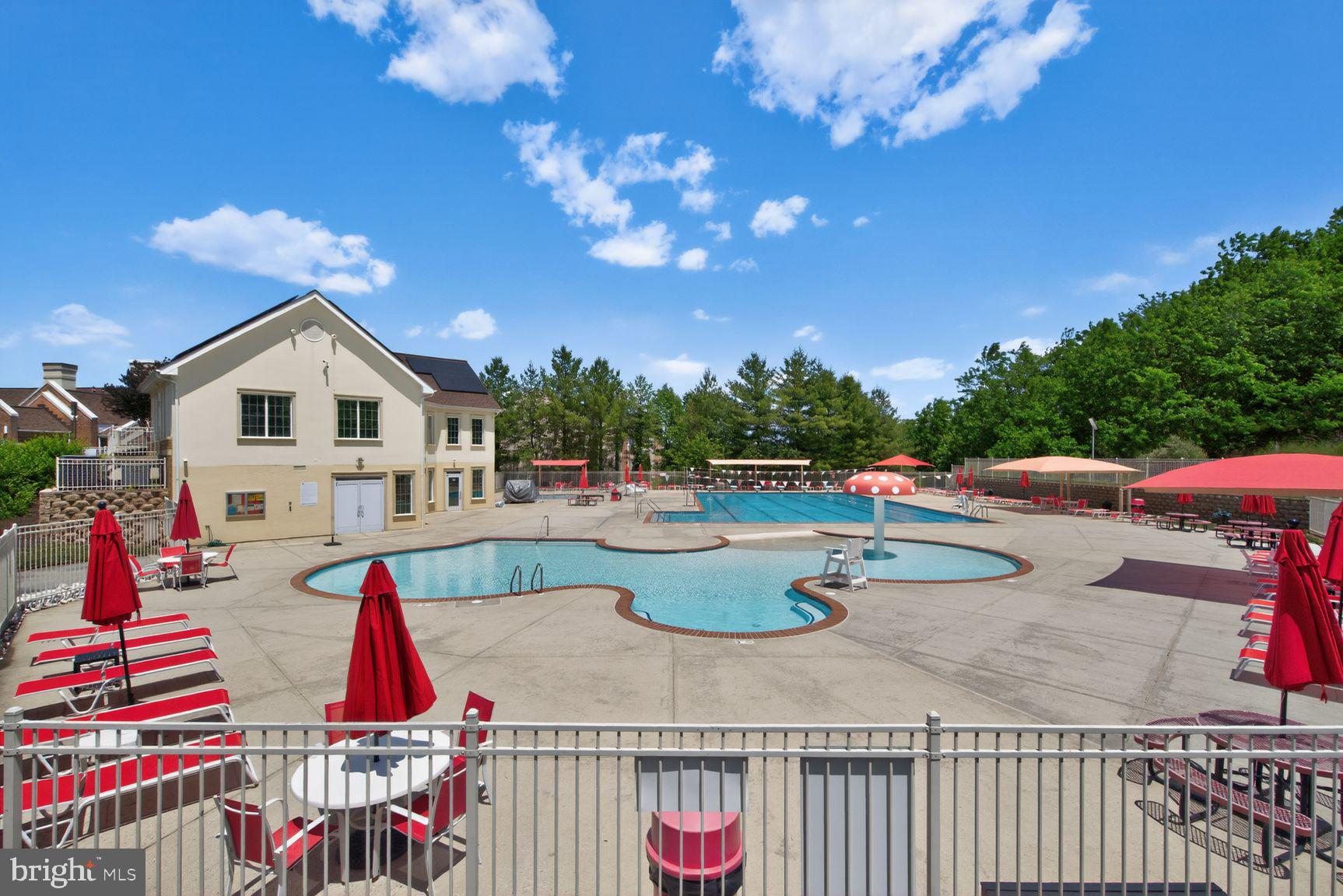 TAYLOR VILLAGE - Residential