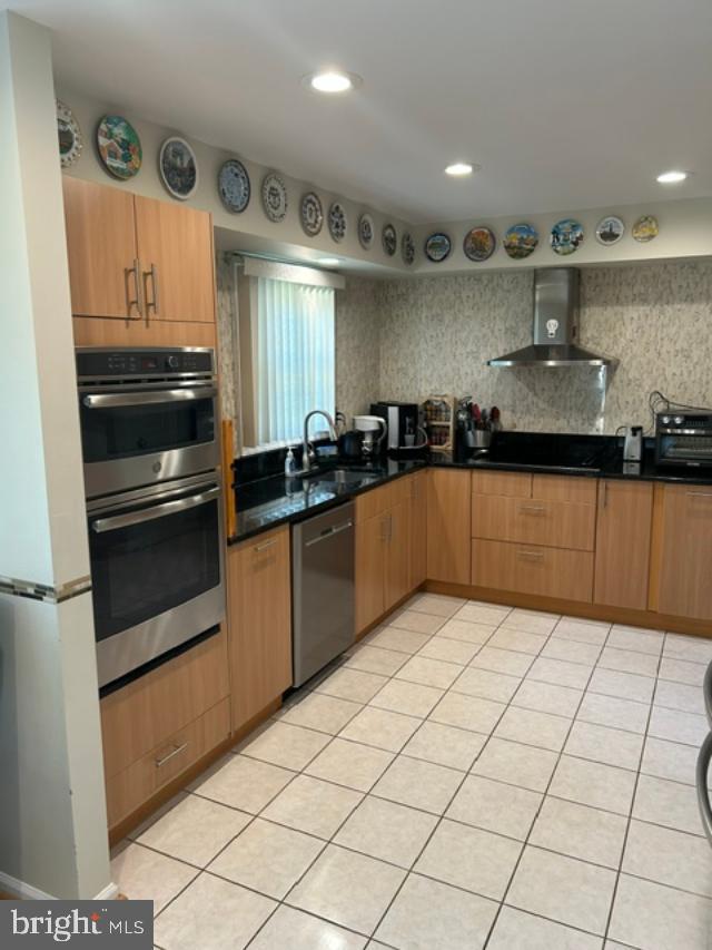 YARDLEY RUN - Residential