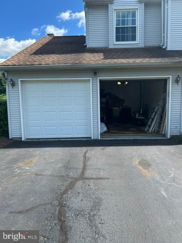 YARDLEY RUN - Residential