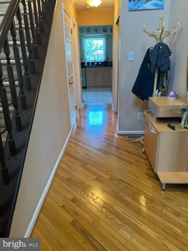 YARDLEY RUN - Residential