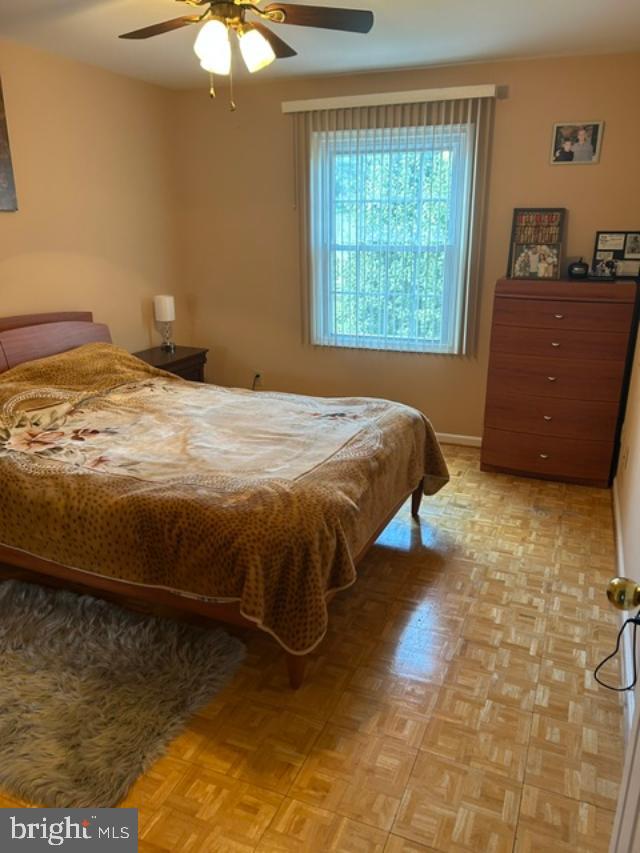 YARDLEY RUN - Residential