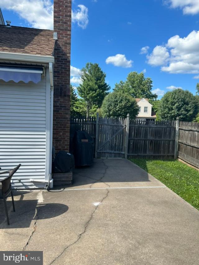 YARDLEY RUN - Residential
