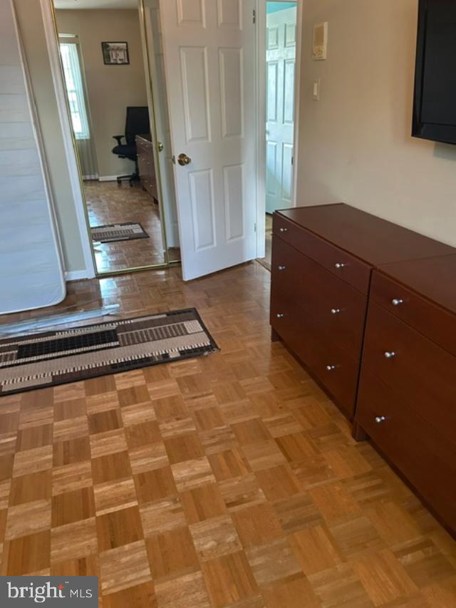 YARDLEY RUN - Residential