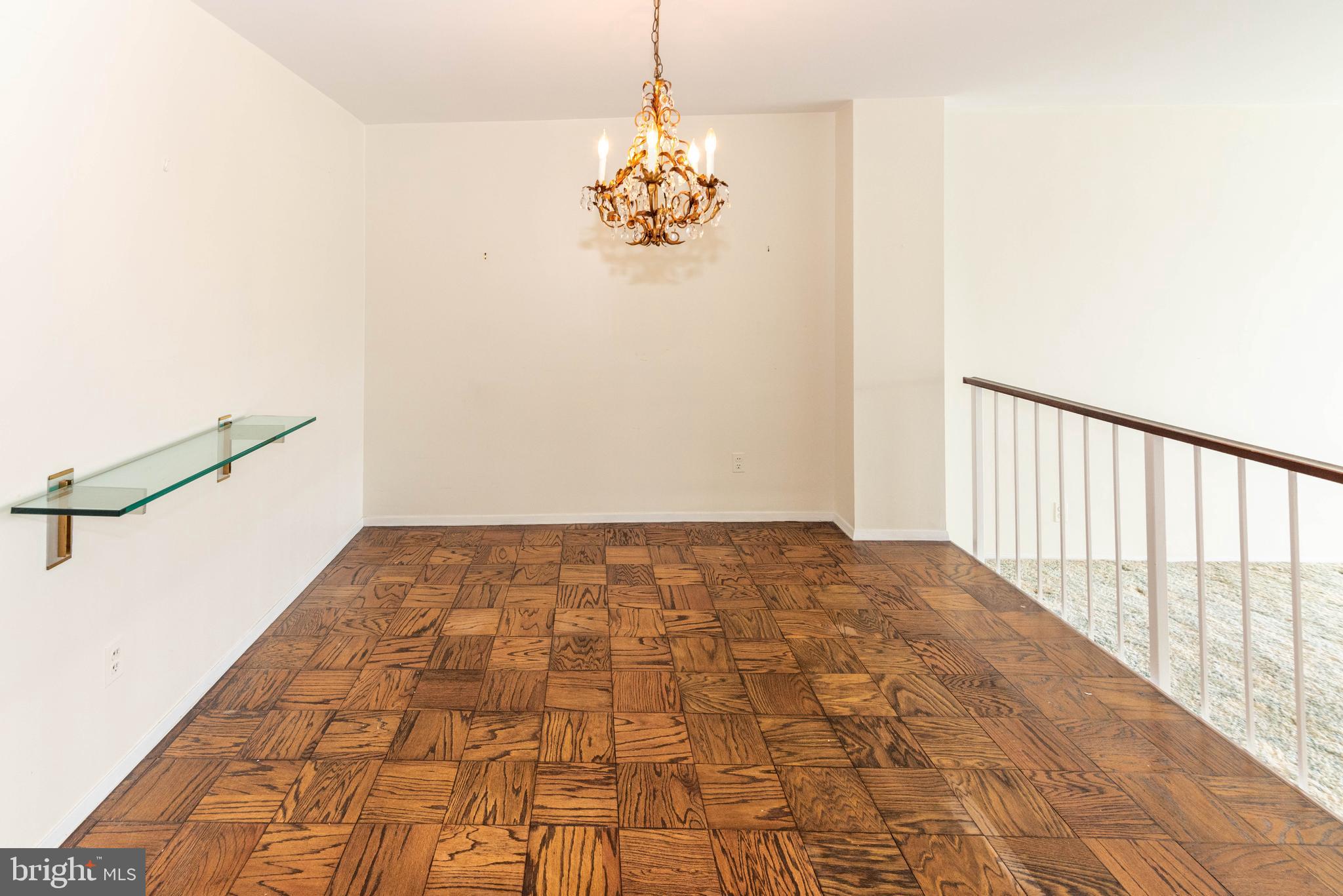 ARLINGTON - Residential
