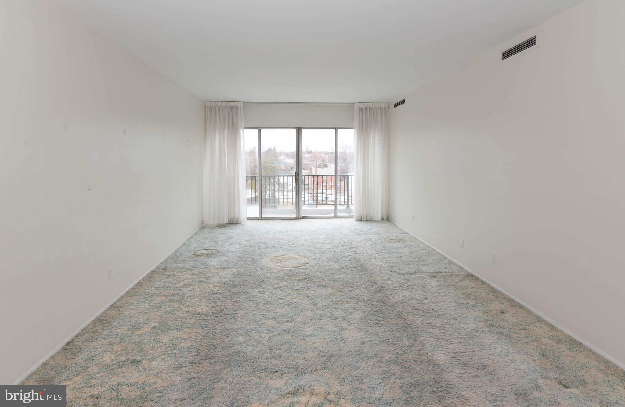 ARLINGTON - Residential