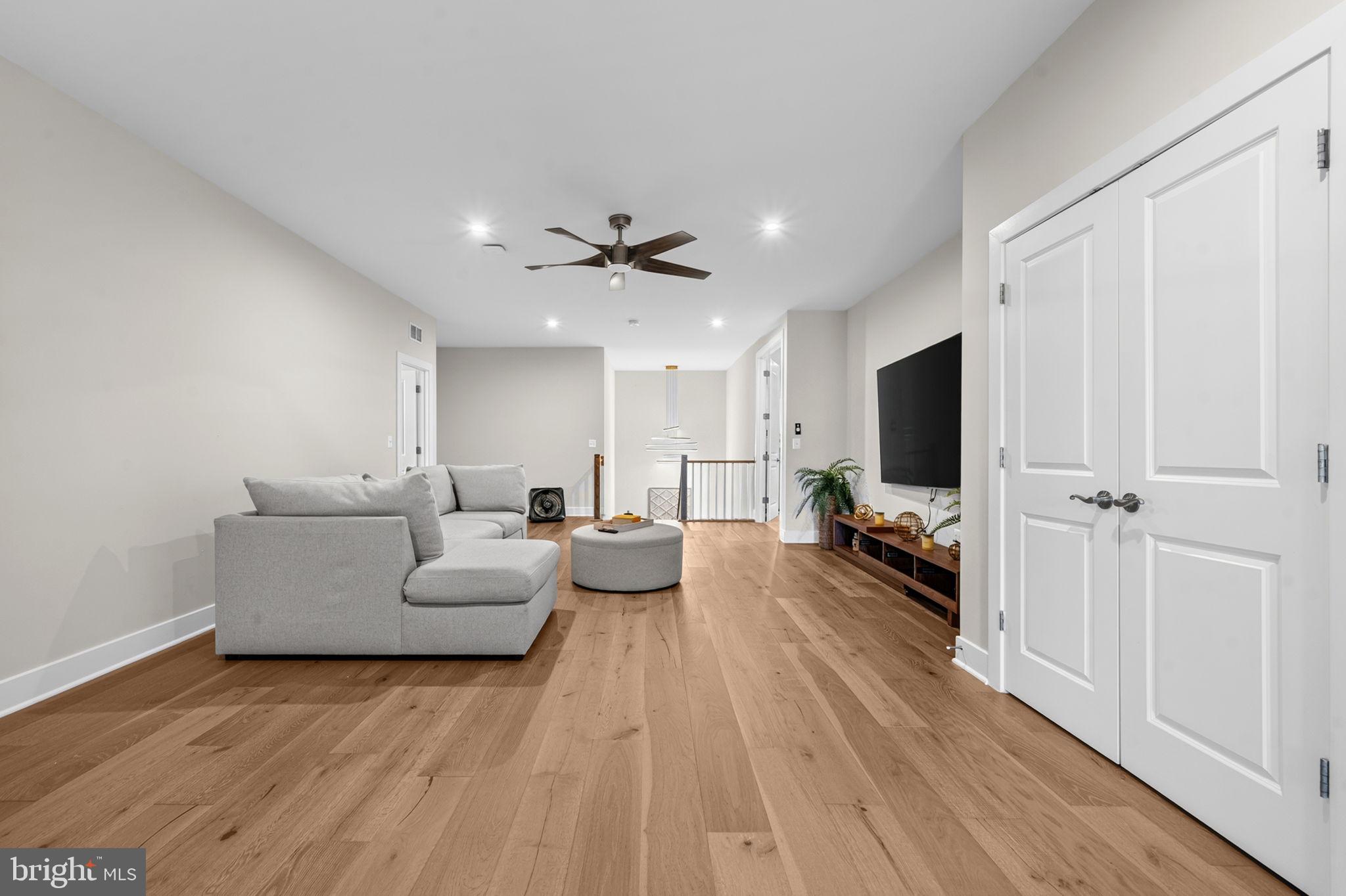 THE RESERVE AT HOLLY SPRINGS - Residential
