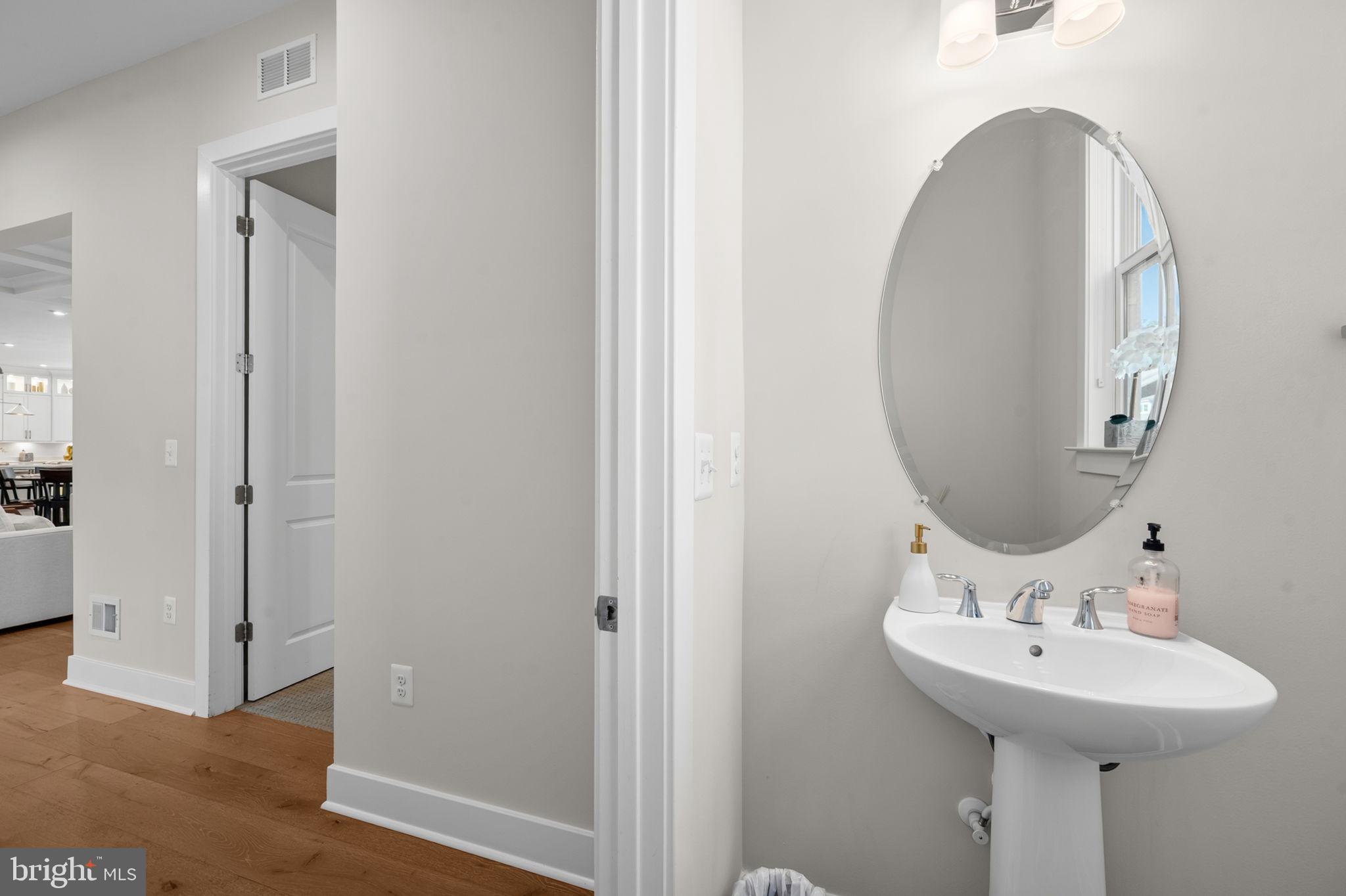 THE RESERVE AT HOLLY SPRINGS - Residential