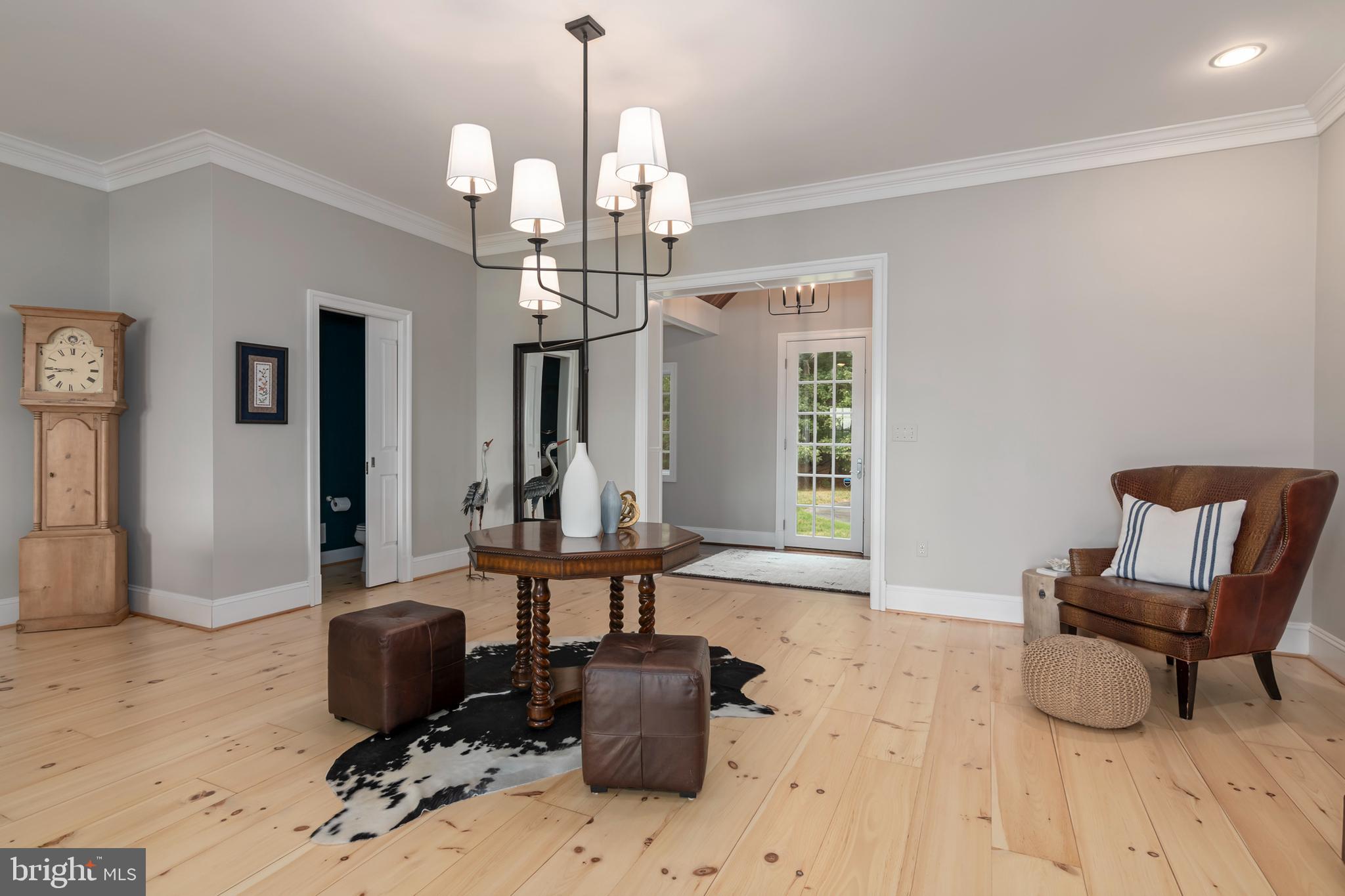 EASTON - Residential