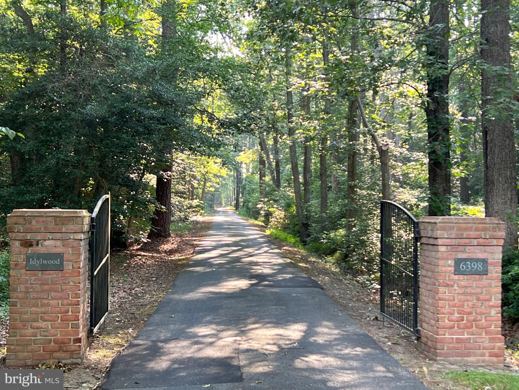 EASTON - Residential