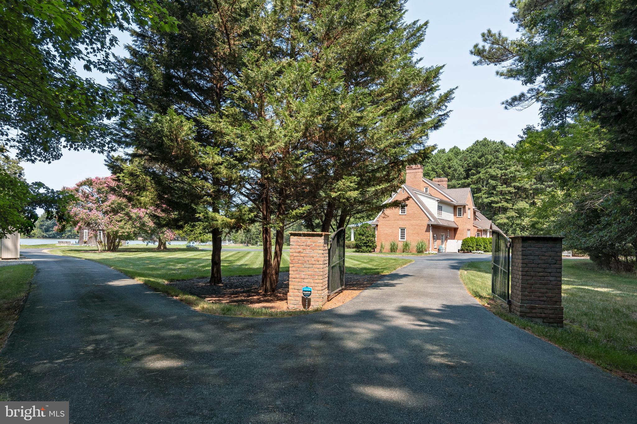 EASTON - Residential