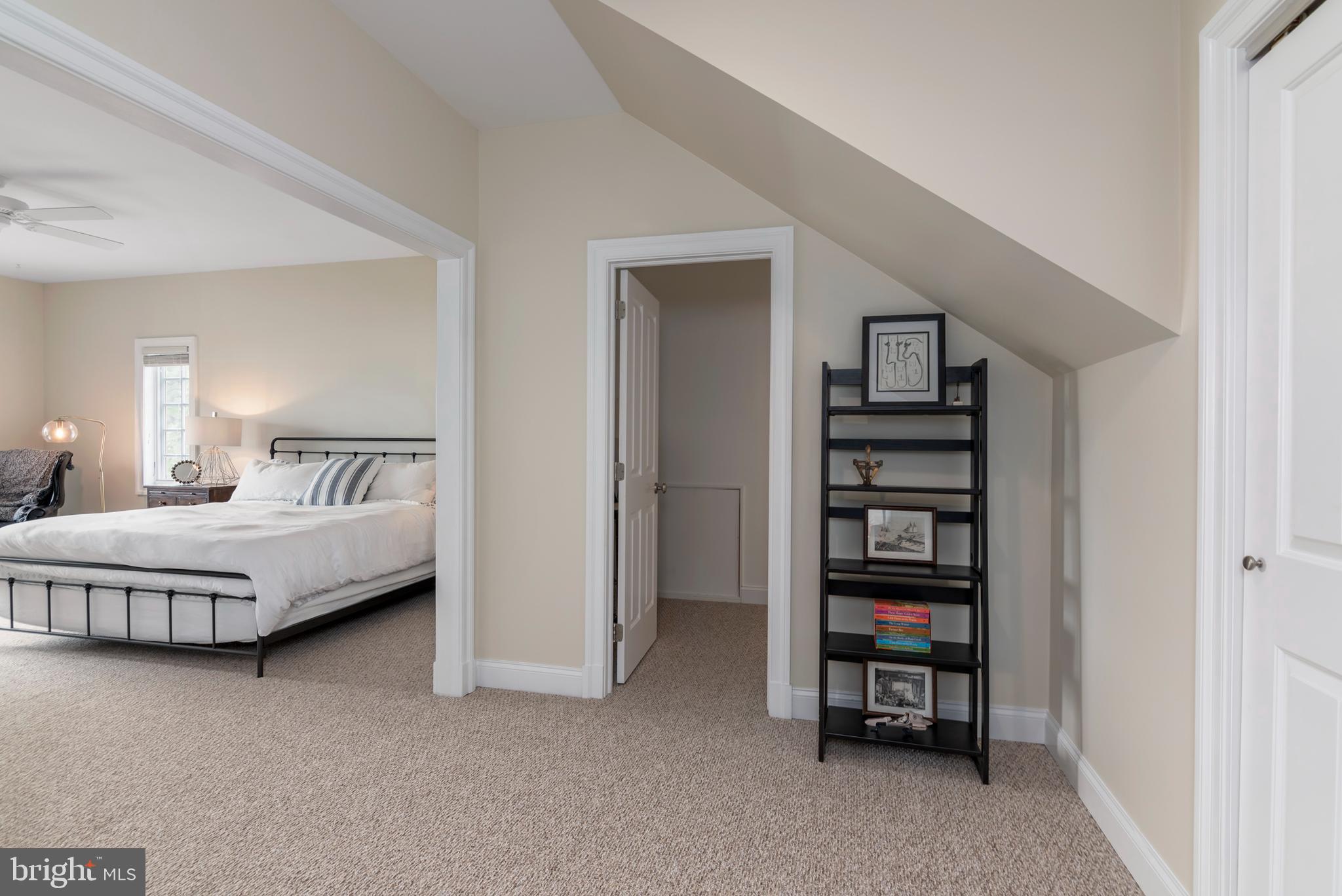 EASTON - Residential