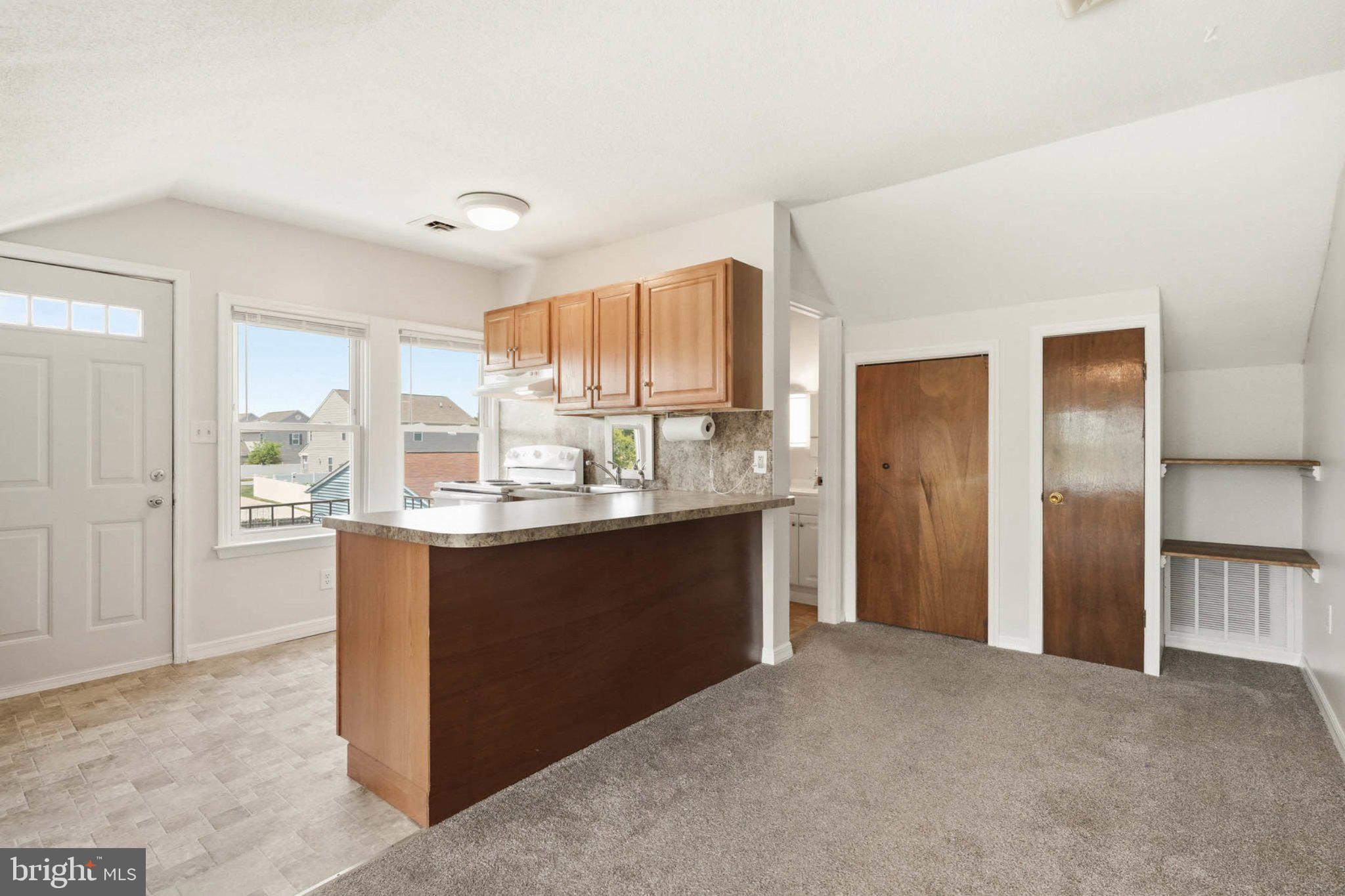 WINDSOR MILL - Residential