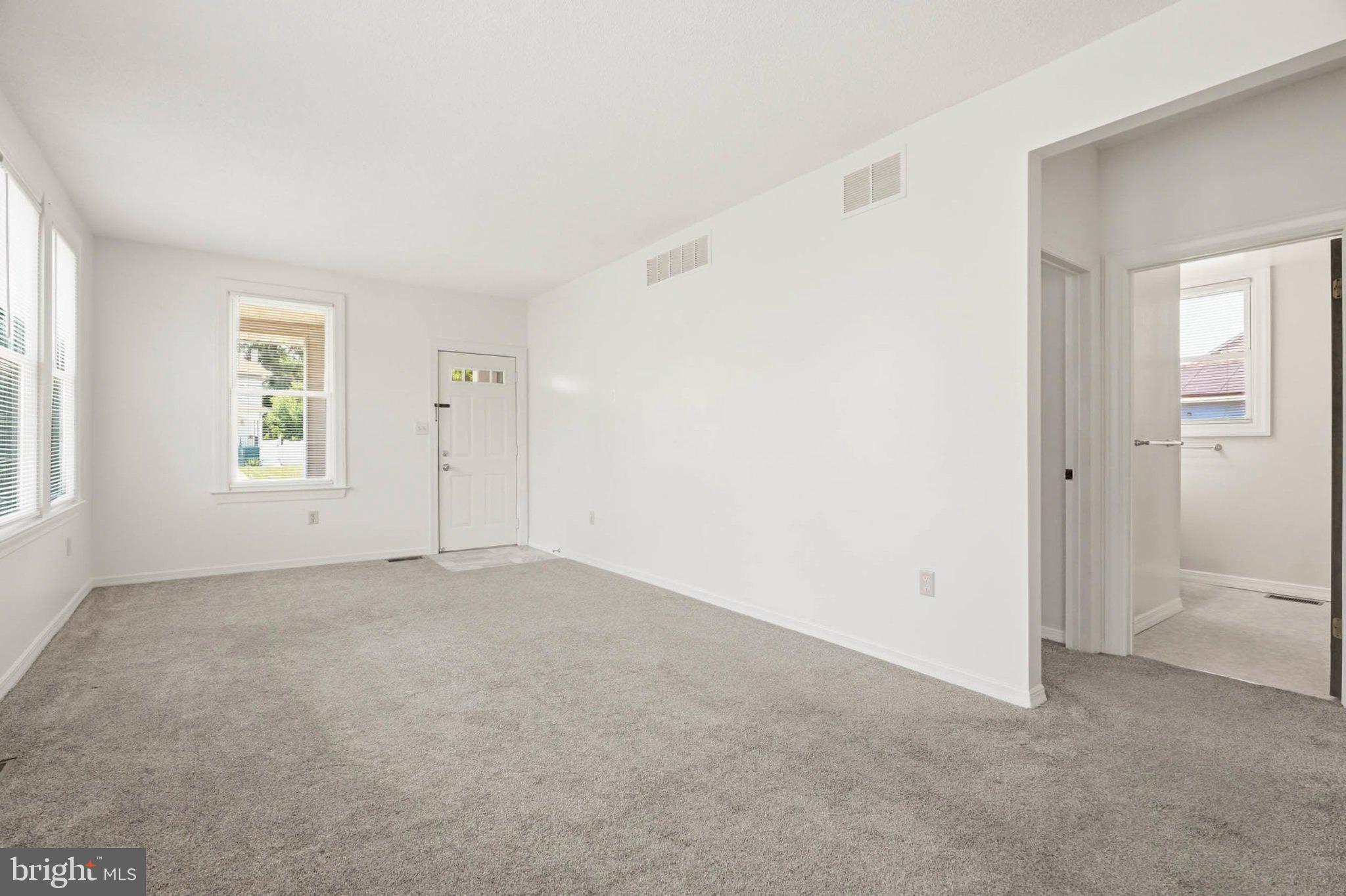 WINDSOR MILL - Residential