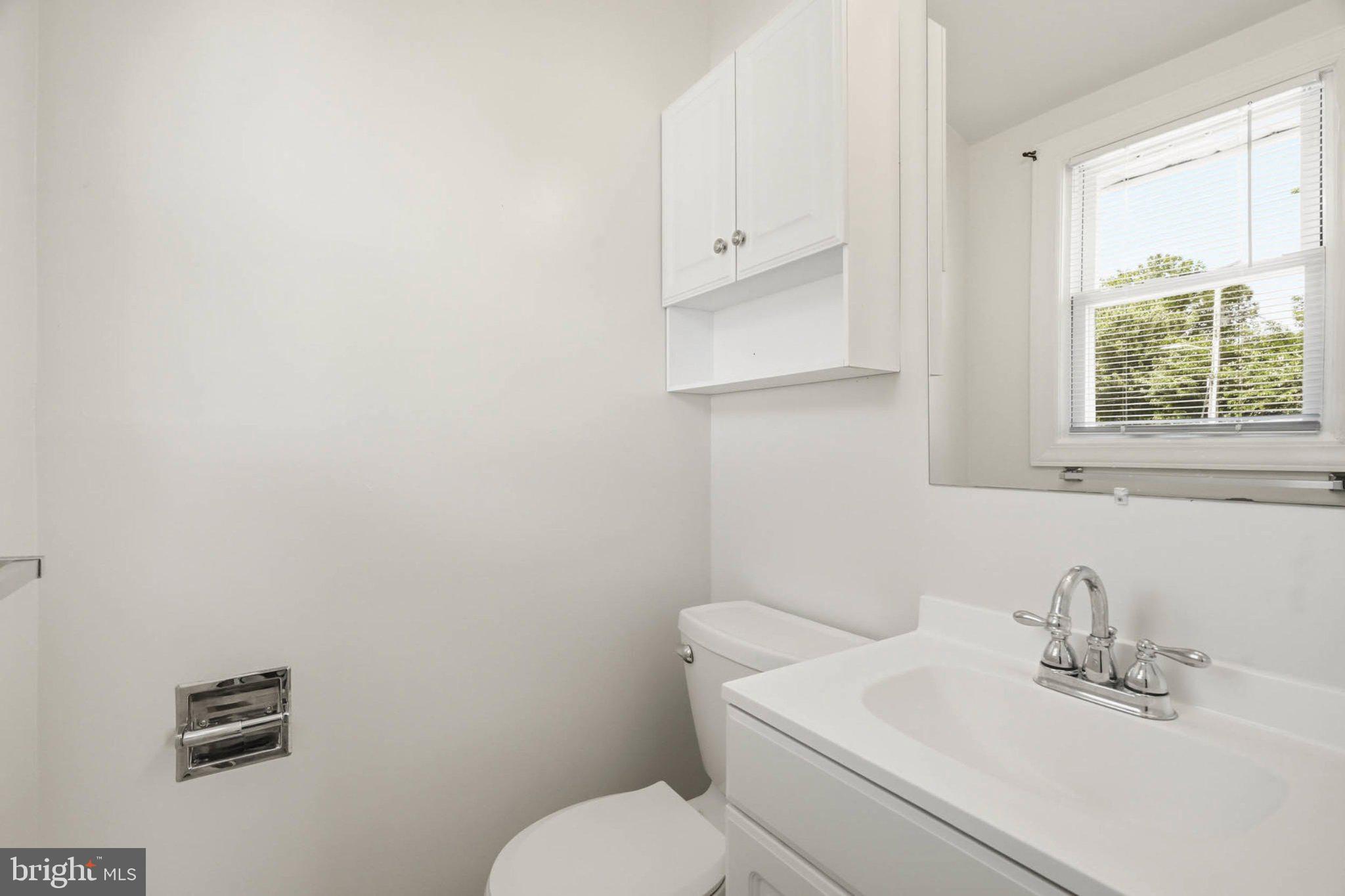 WINDSOR MILL - Residential