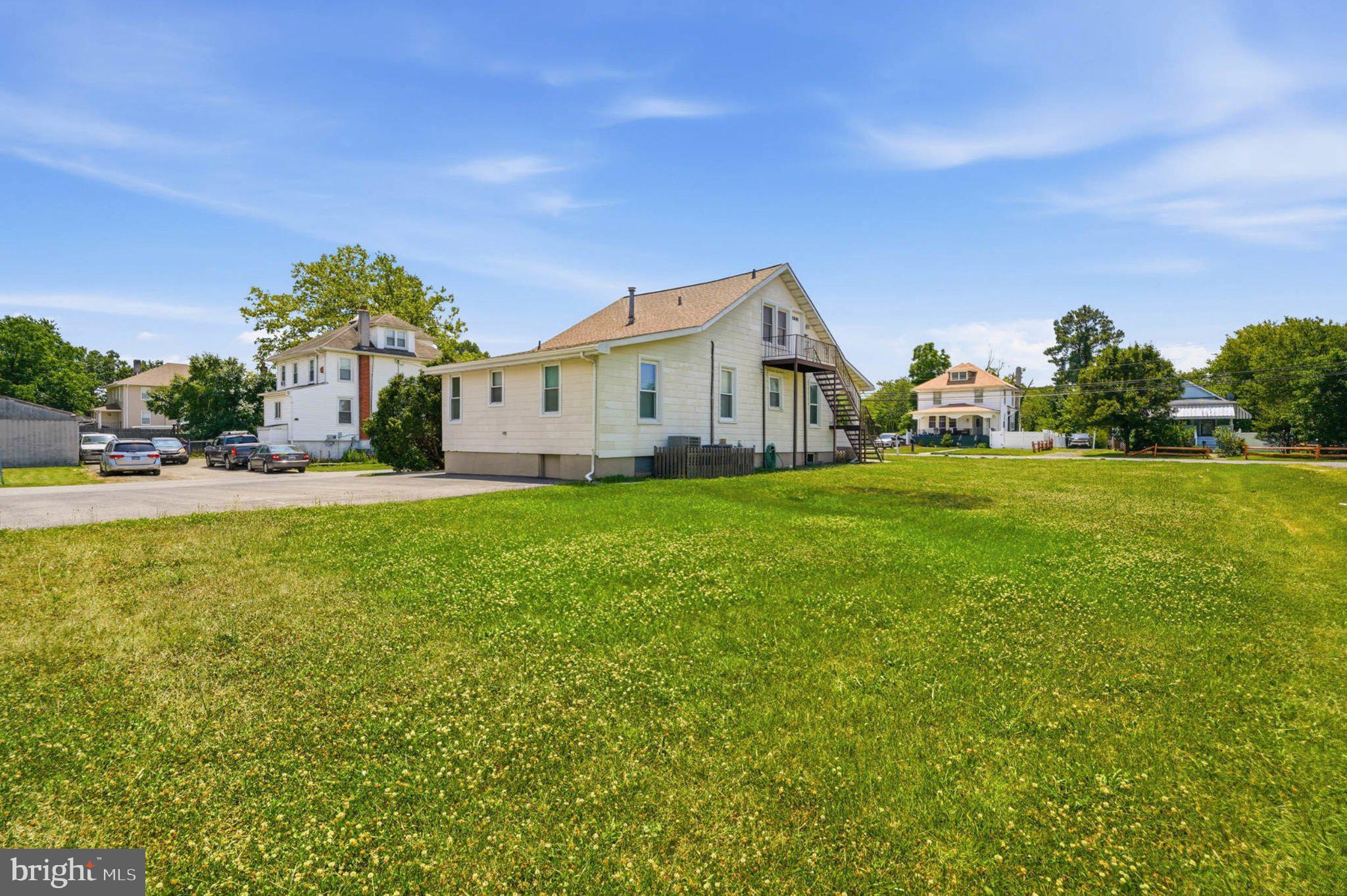WINDSOR MILL - Residential