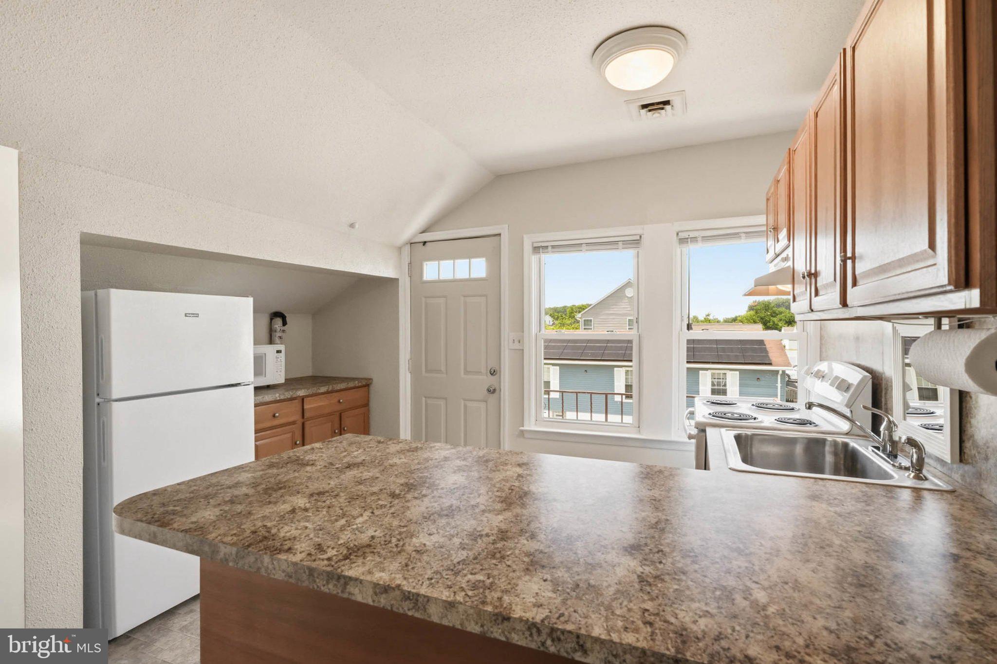 WINDSOR MILL - Residential
