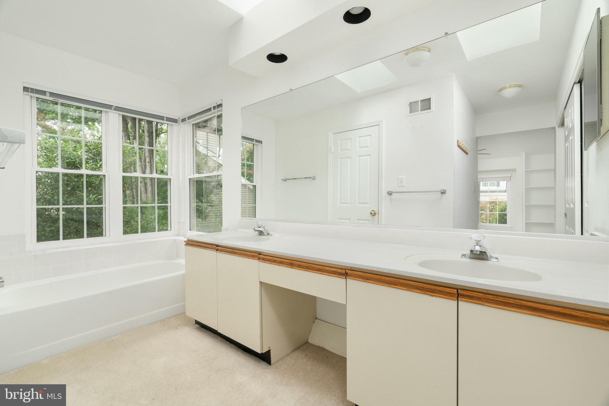 SPRING LAKE ESTATES WEST - Residential