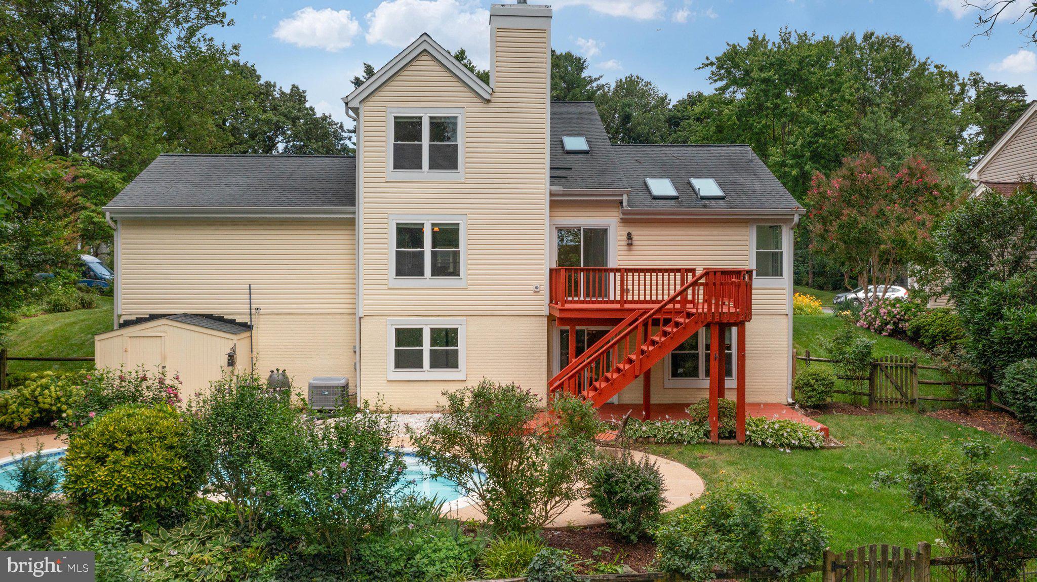 SPRING LAKE ESTATES WEST - Residential