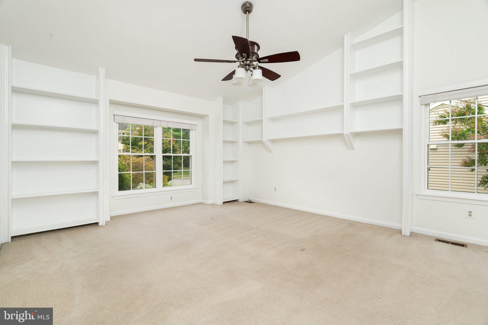SPRING LAKE ESTATES WEST - Residential