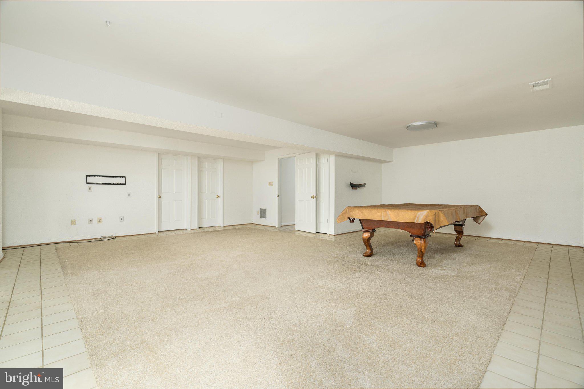 SPRING LAKE ESTATES WEST - Residential