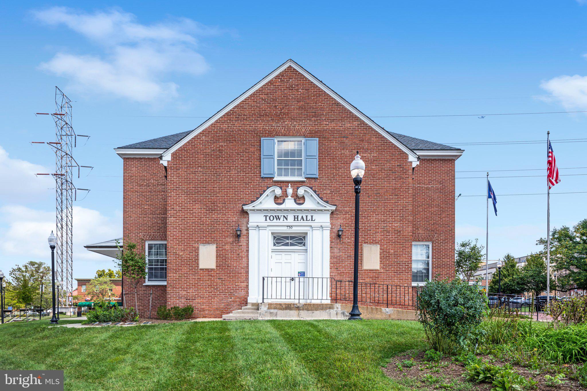 SPRING LAKE ESTATES WEST - Residential