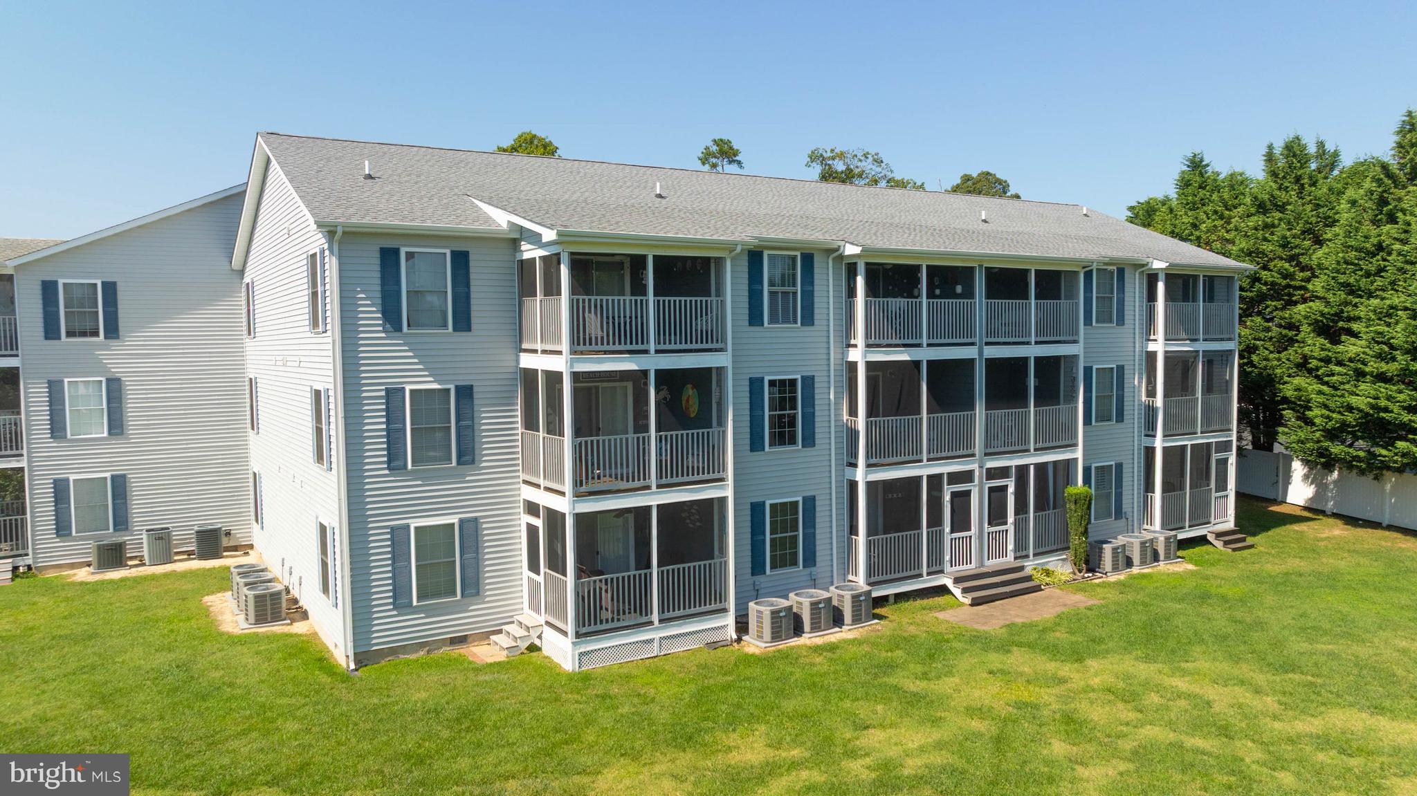 BEACHAVEN - Residential
