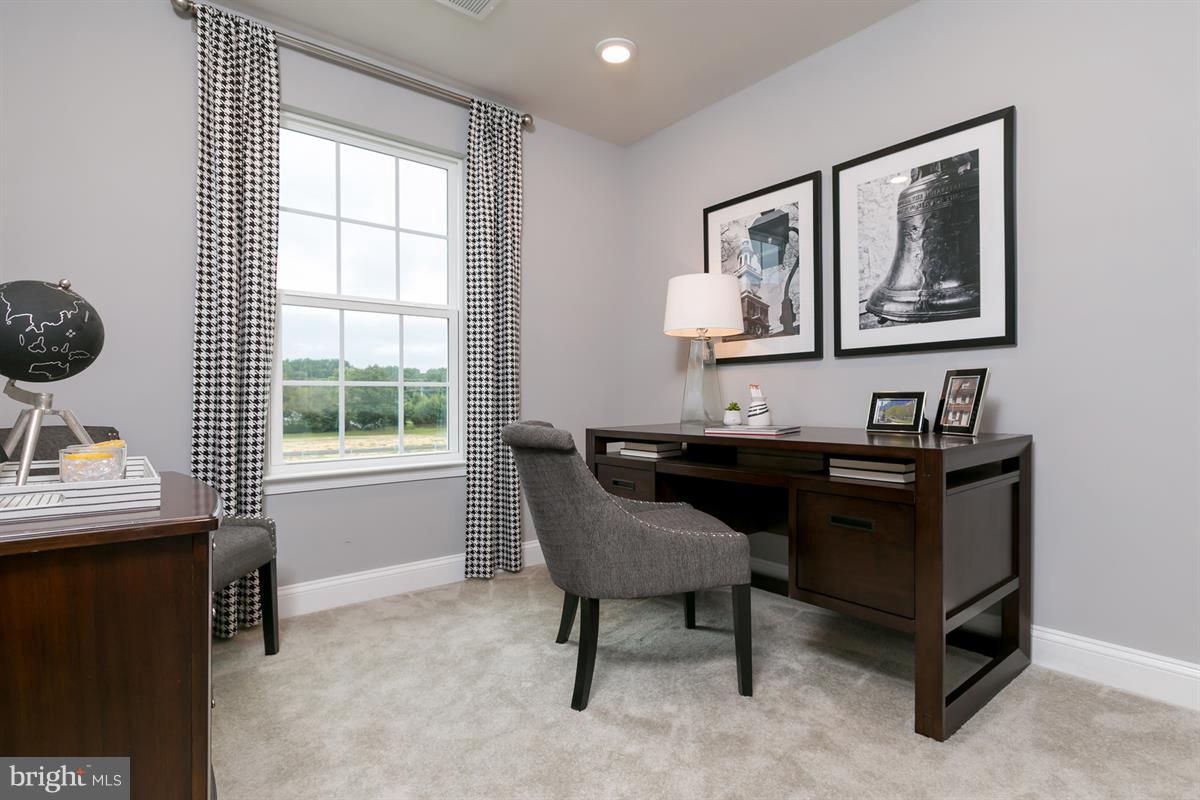 POTOMAC STATION - Residential