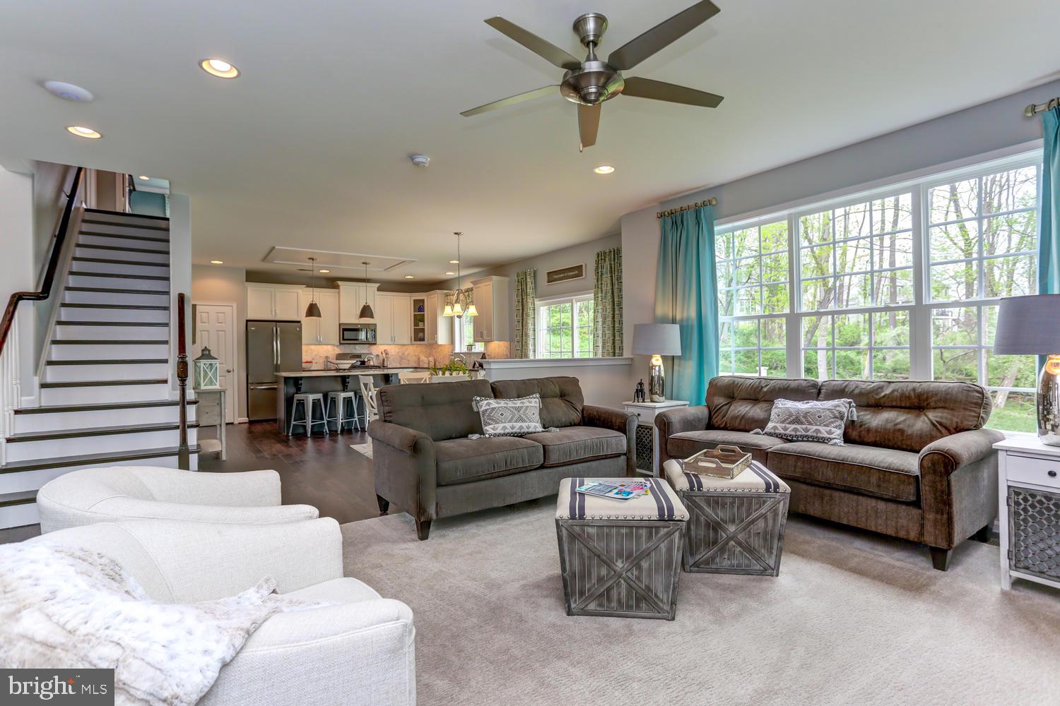 POND VIEW ESTATES - Residential