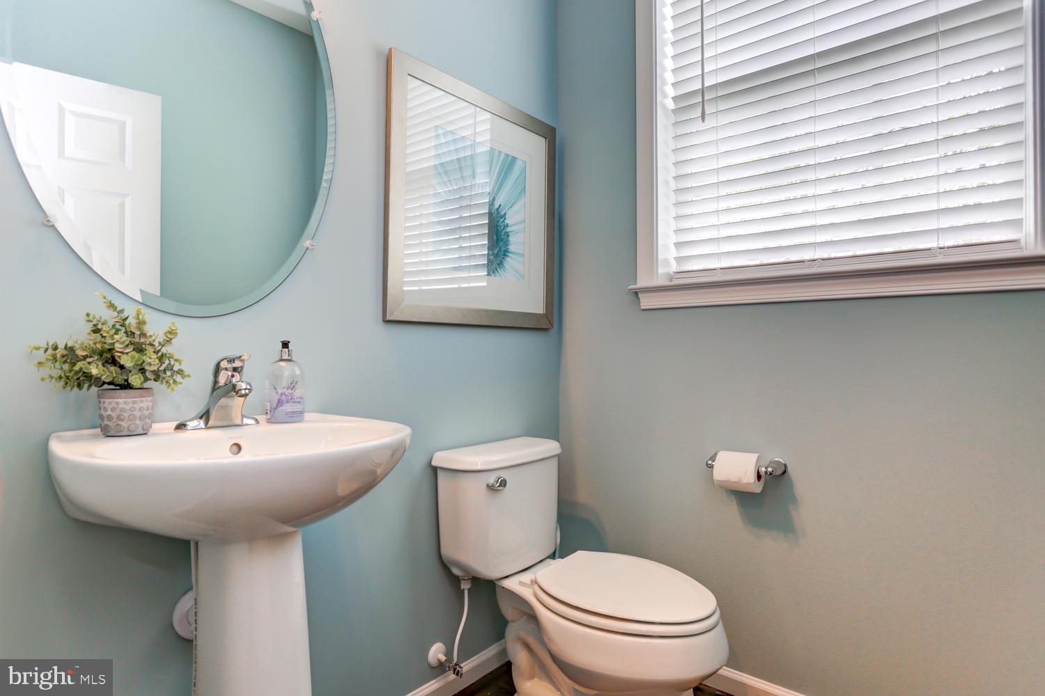 POND VIEW ESTATES - Residential