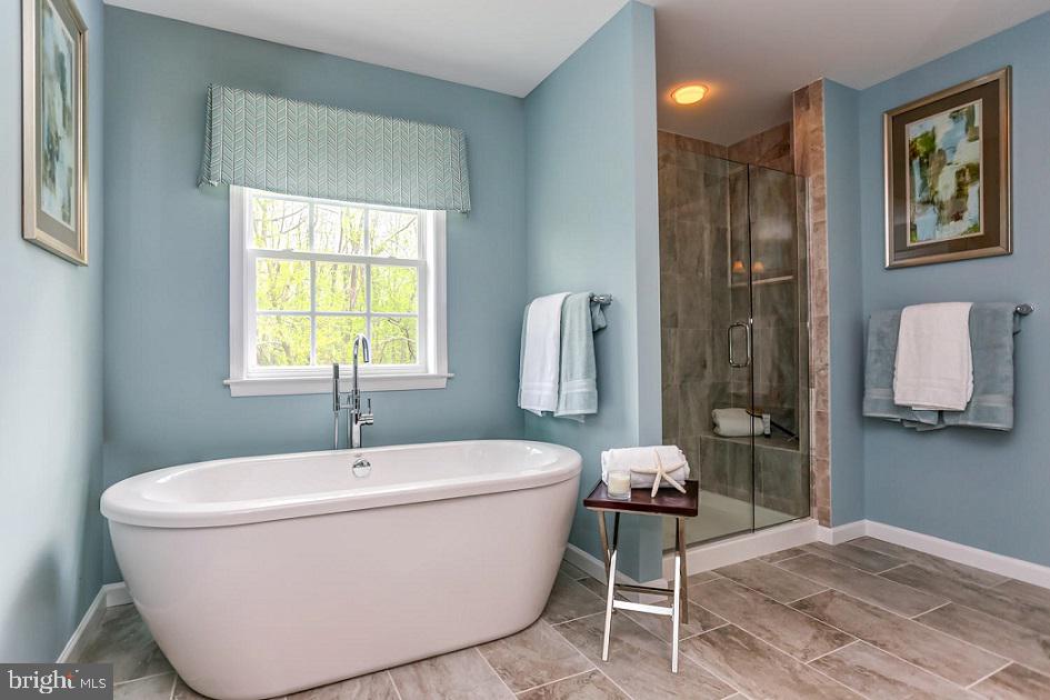 POND VIEW ESTATES - Residential