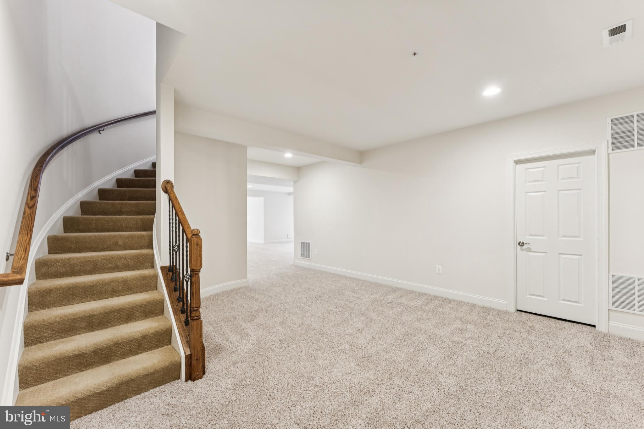 COLLINGBROOK - Residential