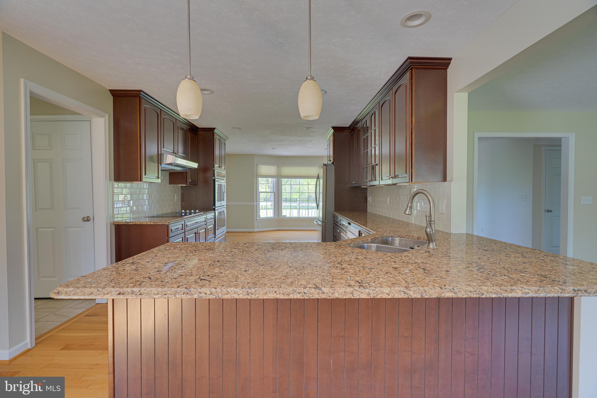 CORNERSTONE - Residential