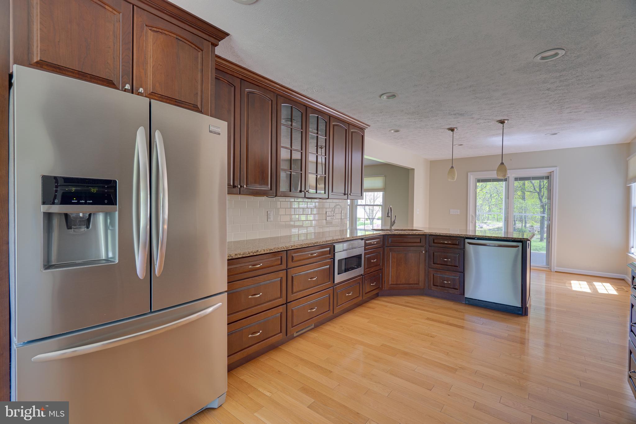 CORNERSTONE - Residential