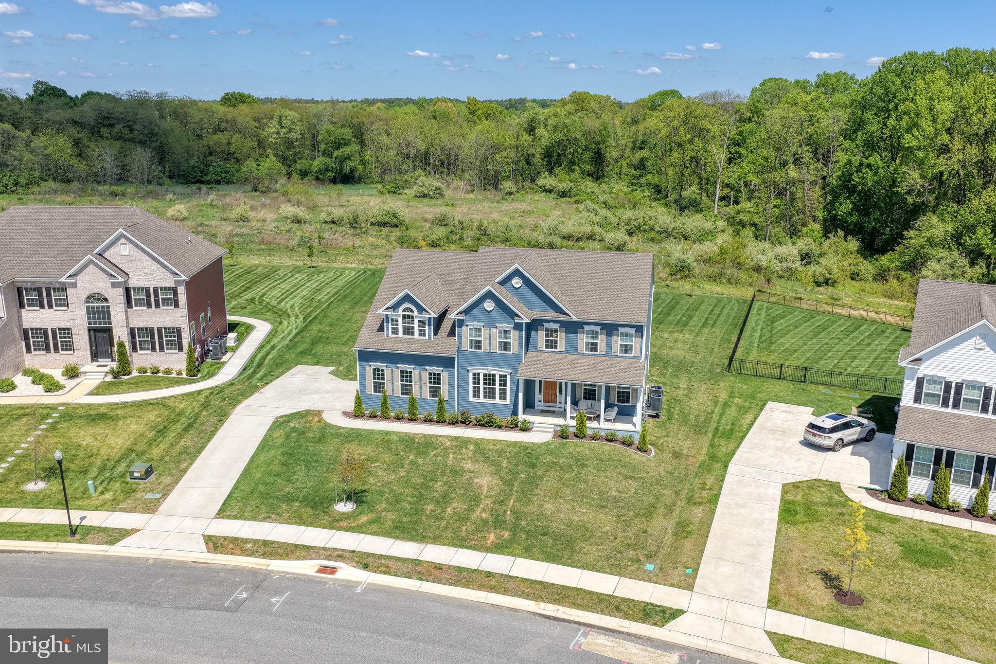 SUMMIT POINTE - Residential