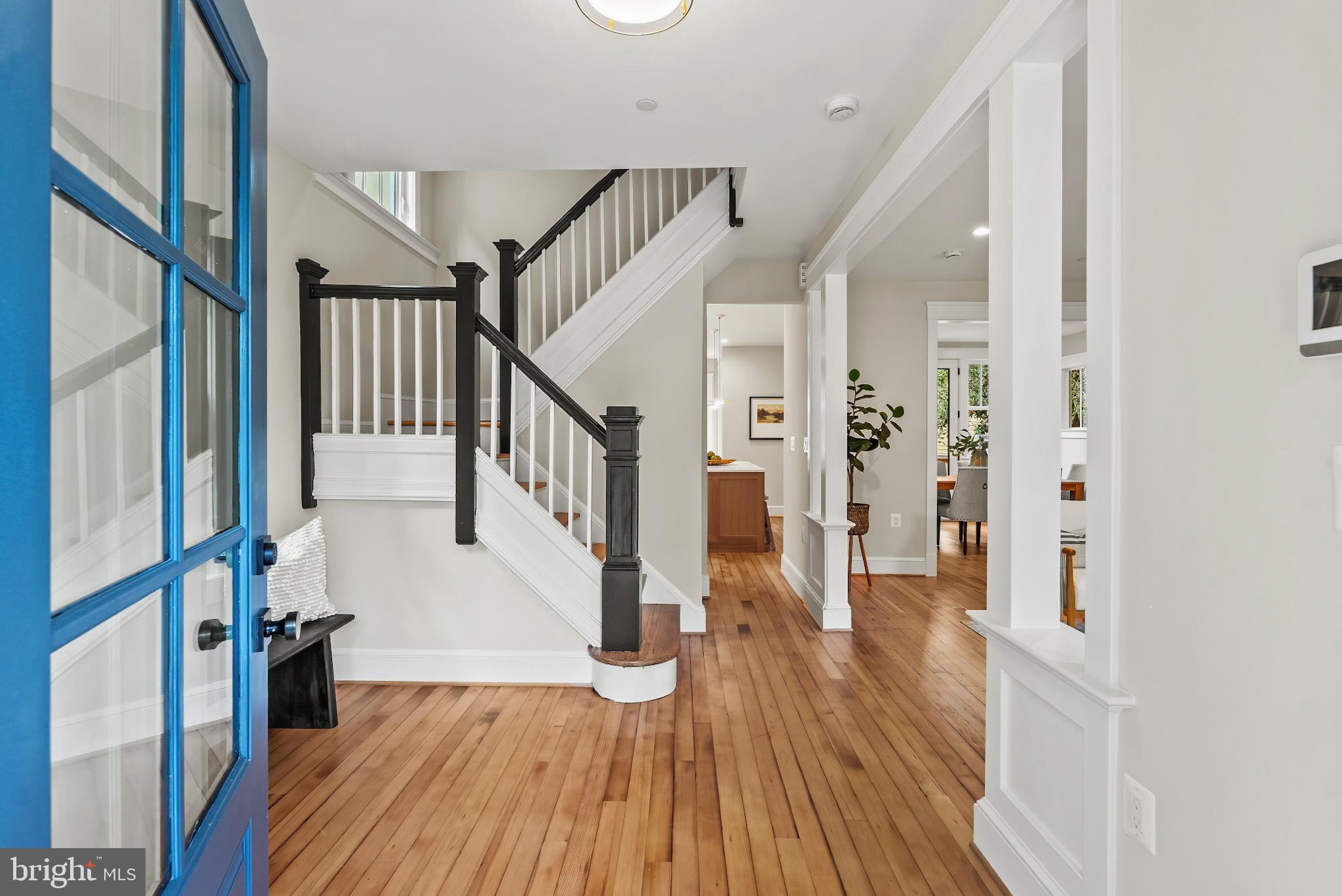 MURRAY HILL - Residential