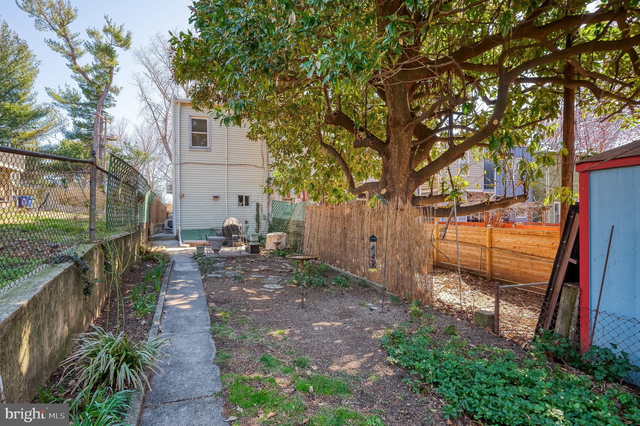 HAMPDEN HISTORIC DISTRICT - Residential