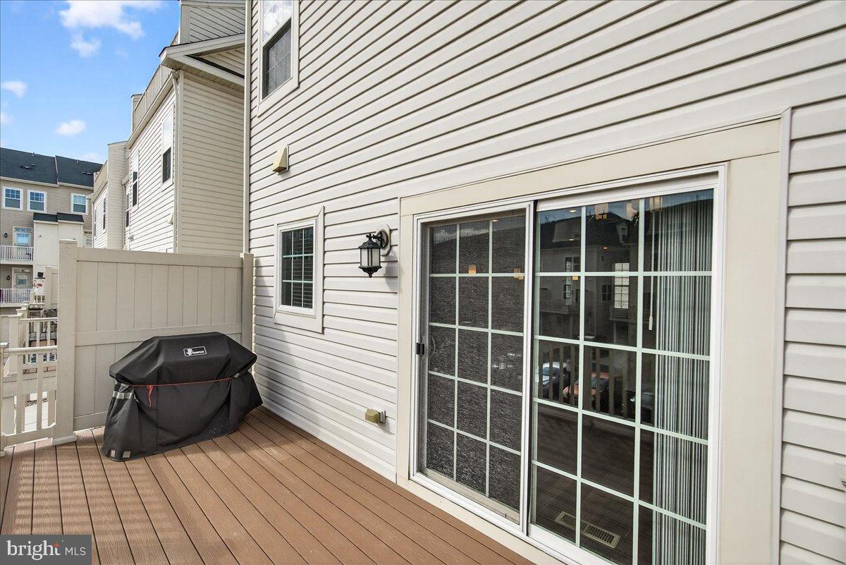 WESTVIEW SOUTH - Residential